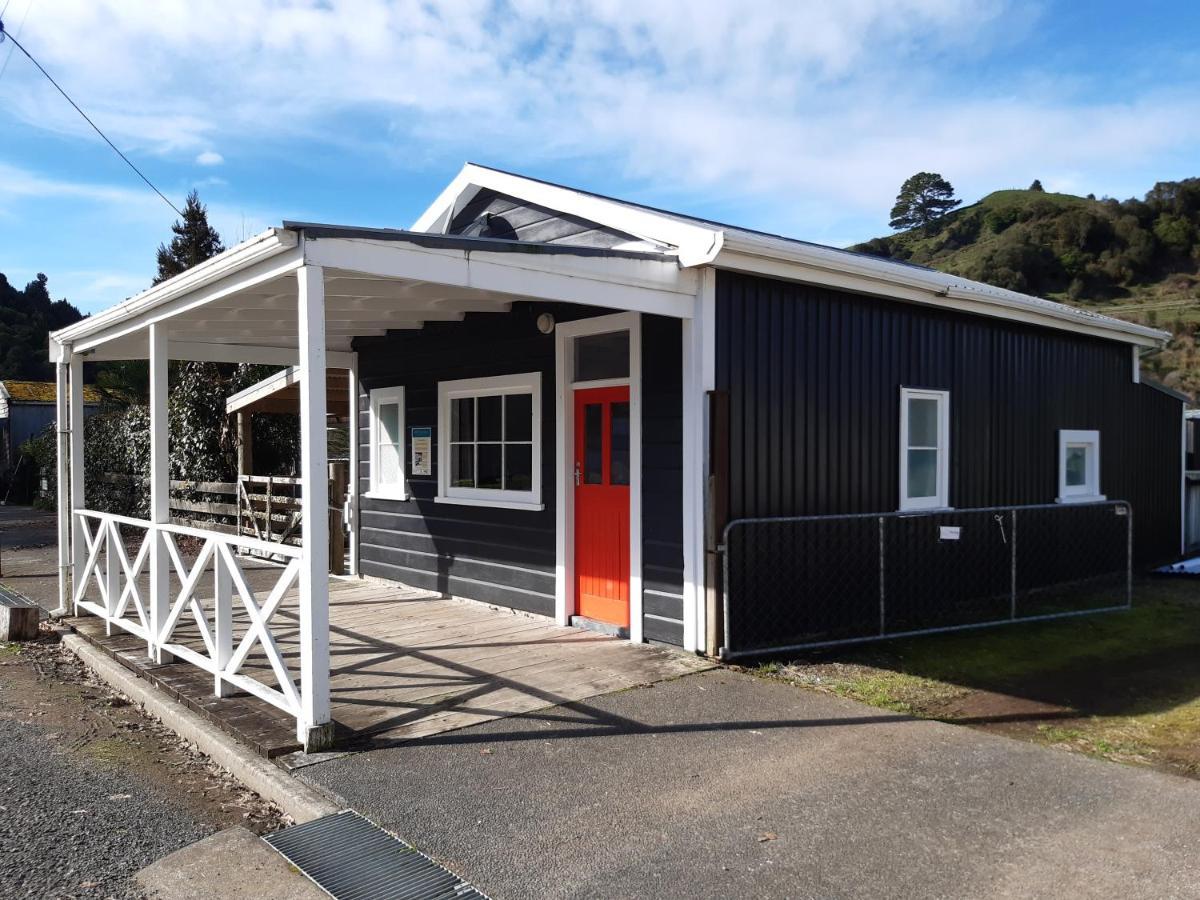 Whanga Butcher Shop Whangamomona Luaran gambar
