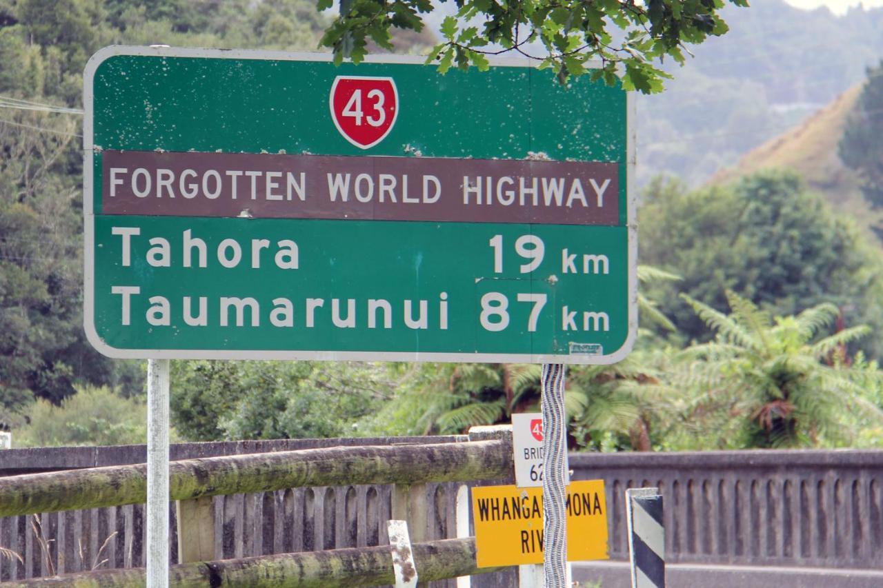 Whanga Butcher Shop Whangamomona Luaran gambar