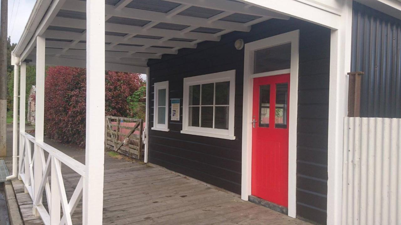 Whanga Butcher Shop Whangamomona Luaran gambar